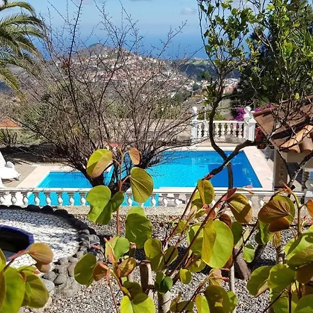 Teresita High Views With Private Pool 度假居 *